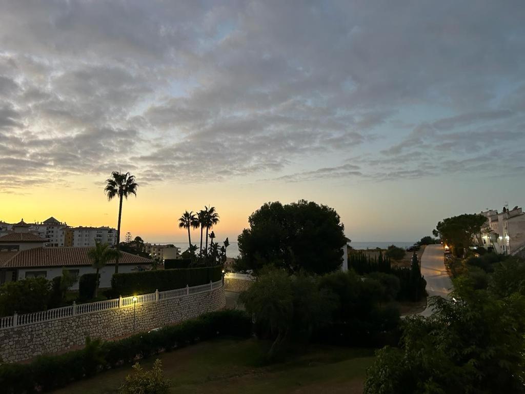 Raqsbeach3 Riviera Del Sol Михас Екстериор снимка